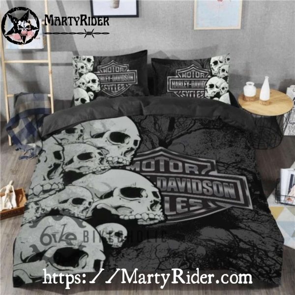 Ghostly Skull Stack Harley Davidson Bedding Set