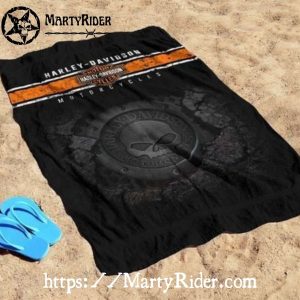 Skull Seal Grunge Harley Davidson Beach Towels